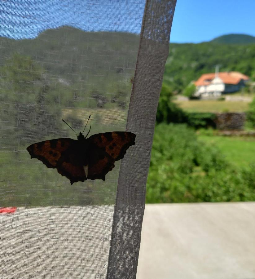 Konak Ugnji-Village Cetynia Zewnętrze zdjęcie